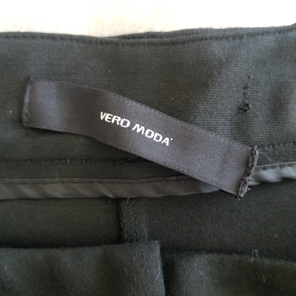 VERO MODA Women Black Victoria Ankle Pant Trousers - Picture 7 of 11